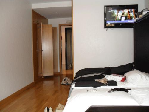 Hotel Ofi Ла-Корунья Номер фото