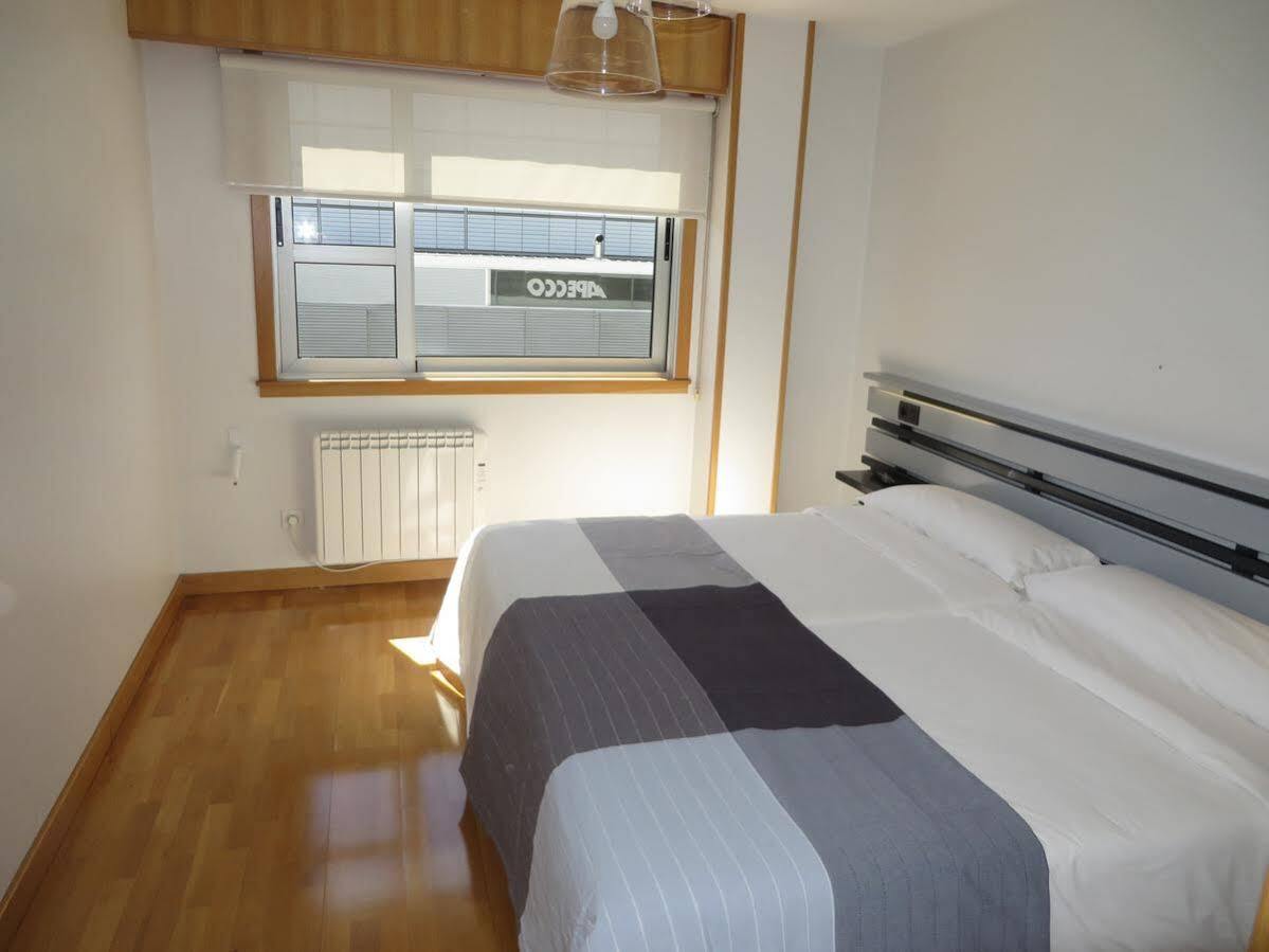 Hotel Ofi Ла-Корунья Экстерьер фото